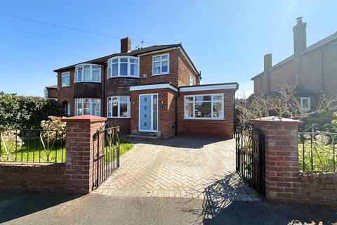 4 bed property, in Okehampton Crescent, £475,000