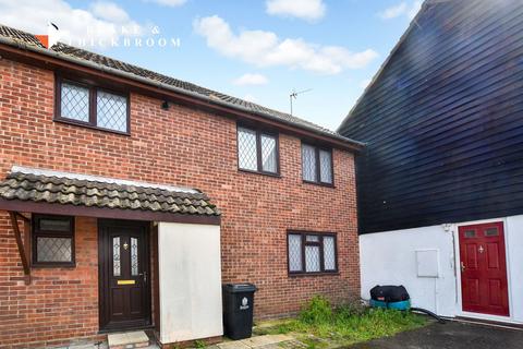 3 bed property, in Dahlia Close, £200,000