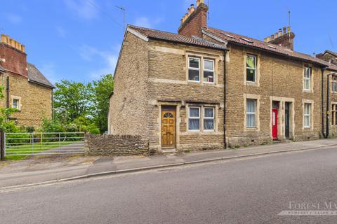 2 bed property, in Vicarage Street, £280,000