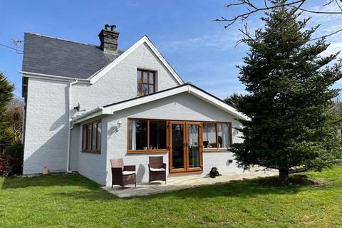 2 bed property, in Gellilydan, £365,000