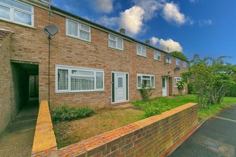 2 bed property, in Shaftesbury Crescent, £240,000