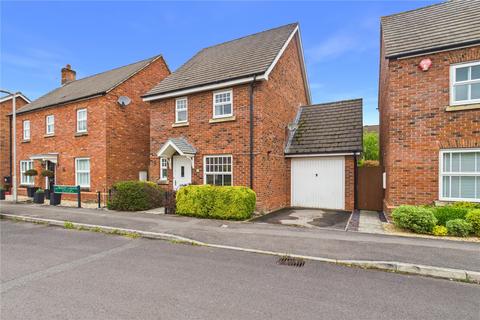 2 bed property, in Bilberry Gardens, £435,000