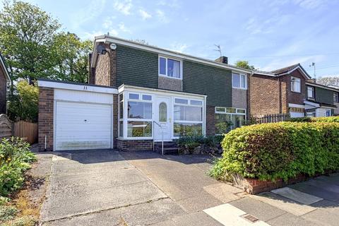 3 bed property, in Townsend Crescent, £350,000