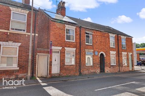 3 bed property, in Manthorpe Road, £140,000
