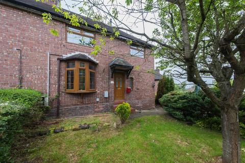 4 bed property, in Burton Avenue, £200,000