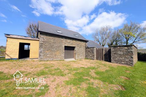 3 bed property, in Barn 2 At Lan Farm, £260,000