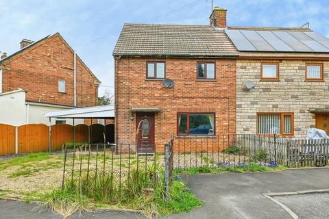 3 bed property, in Sculthorpe Avenue, £160,000