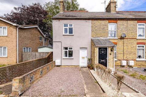 2 bed property, in Bourne Road, £130,000
