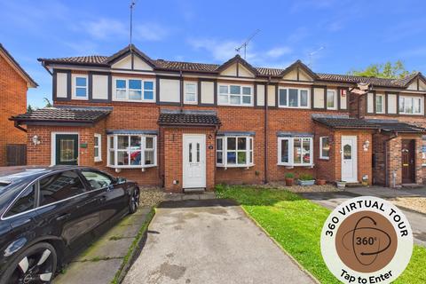 2 bed property, in Beechfield Drive, £180,000