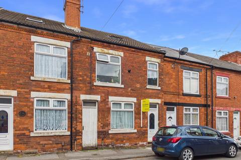 3 bed property, in Mason Street, £110,000