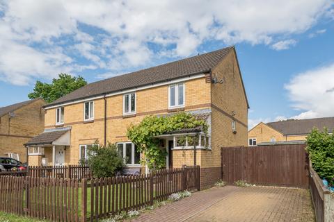 3 bed property, in Managua Close, £430,000