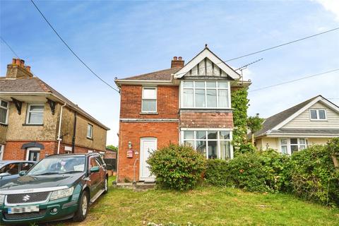 3 bed property, in Place Road, £420,000
