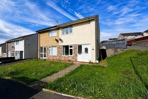 2 bed property, in Heol Seward, £190,000