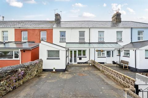 3 bed property, in Station Cottages, £250,000