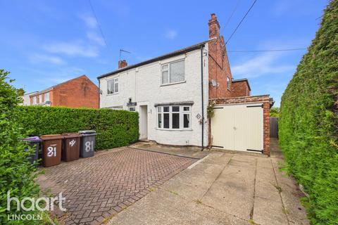 3 bed property, in Moor Lane, £240,000