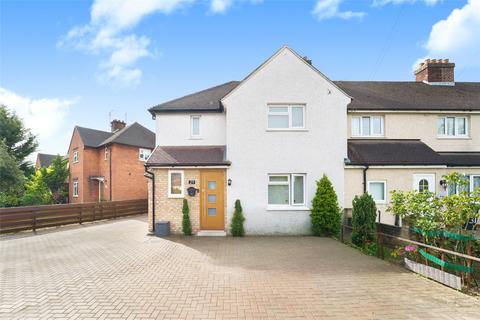 3 bed property, in The Harebreaks, £575,000