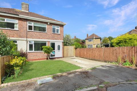 3 bed property, in Burnside, £260,000