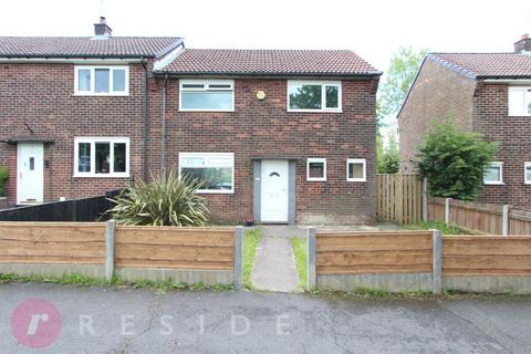 2 bed property, in Whalley Road, £180,000