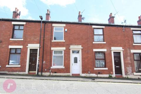2 bed property, in Newchurch Street, £125,000