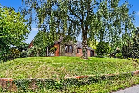 3 bed property, in Back Lane, £425,000
