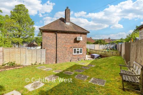 4 bed property, in Carden Hill, £400,000
