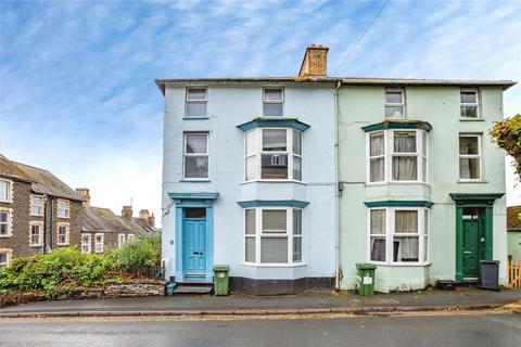 6 bed property, in North Road, £425,000