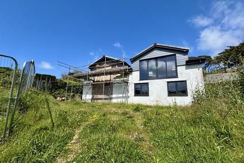 4 bed property, in Stones Throw, £295,000
