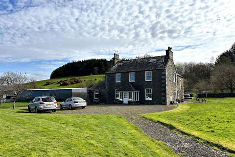 6 bed property, in Twynholm DG6, £550,000