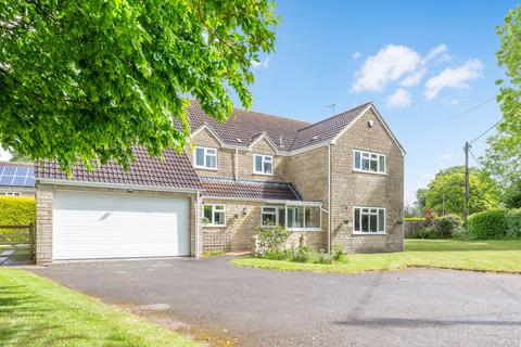 4 bed property, in Chetnole DT9, £725,000