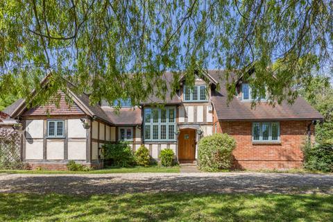 4 bed property, in Stoke Wood, £1,750,000