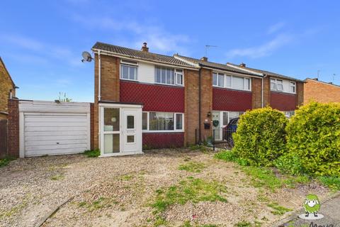 3 bed property, in Baird Avenue, £340,000
