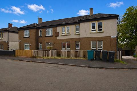 2 bed property, in West Kirk Street, £45,000