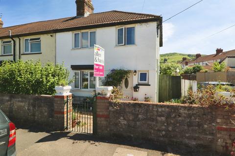 3 bed property, in Rhyd-Yr-Helyg, £200,000