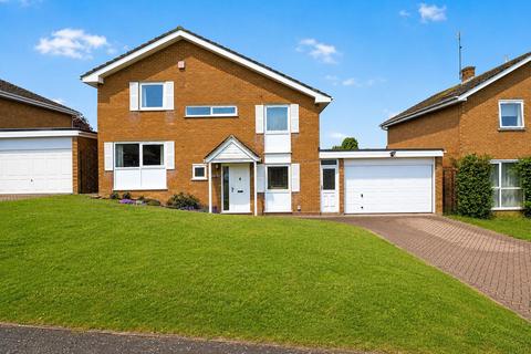 4 bed property, in Larkhill, £550,000