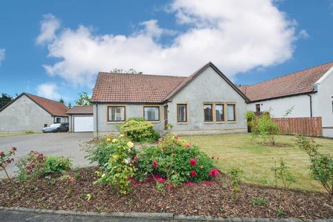 3 bed property, in Mcintosh Court, £349,000