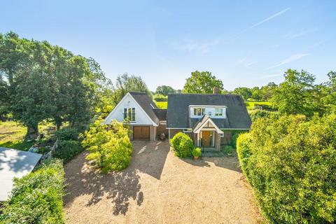 4 bed property, in Tenterden Road, £945,000