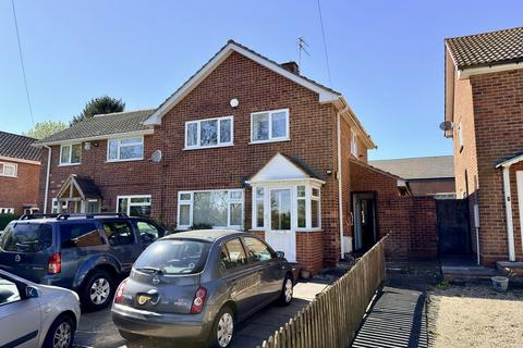3 bed property, in Springfield Road, £300,000