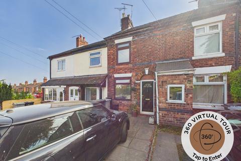 2 bed property, in Crewe Road, £210,000