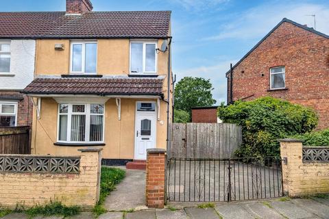 2 bed property, in Imperial Crescent, £127,950