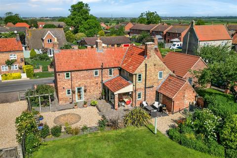 4 bed property, in Barnby Lane, £540,000