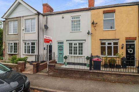 2 bed property, in Springfield Terrace, £180,000