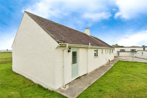 3 bed property, in Criccieth, £450,000