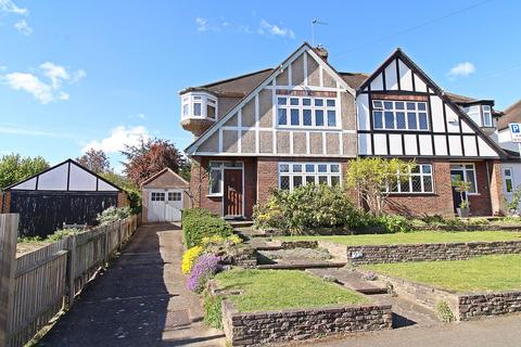 3 bed property, in New Farm Avenue, £795,000