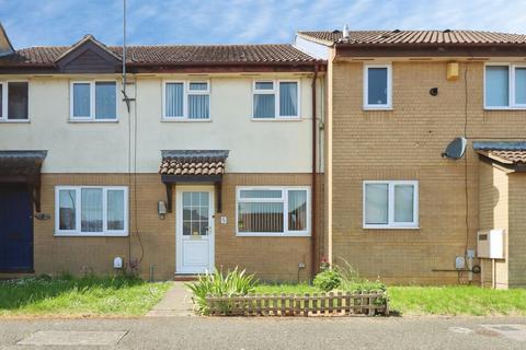 2 bed property, in Kennet Close, £166,000