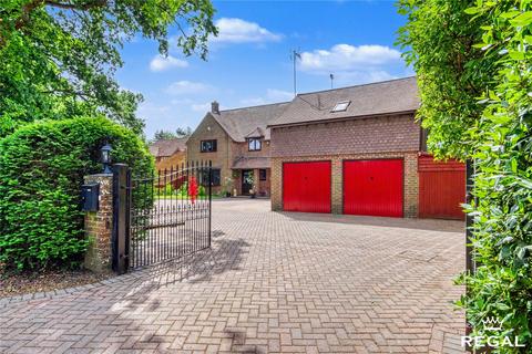 4 bed property, in Sandy Lane, £850,000
