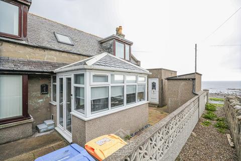 3 bed property, in 7 Shore Street, £140,000