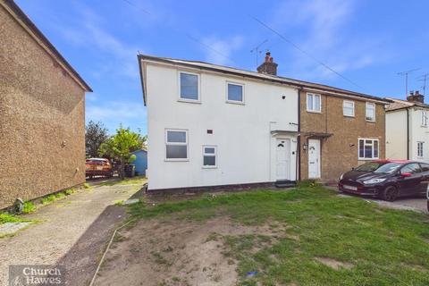3 bed property, in Goldhanger Road, £300,000