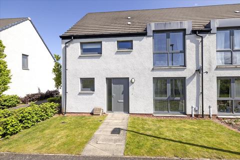 4 bed property, in 5 Wester Suttieslea Path, £290,000