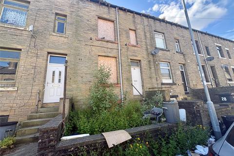 4 bed property, in Park Place, £25,000