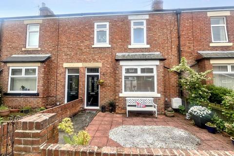 3 bed property, in Edward Street, £170,000